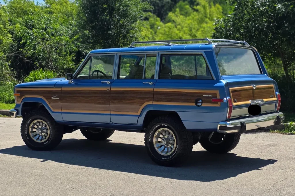 1985 Jeep Grand Wagoneer