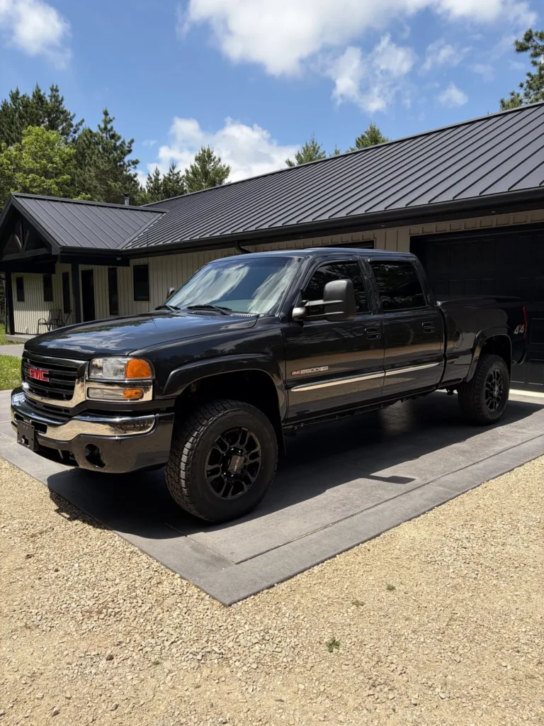 2003 GMC Sierra 2500HD SLE Crew Cab