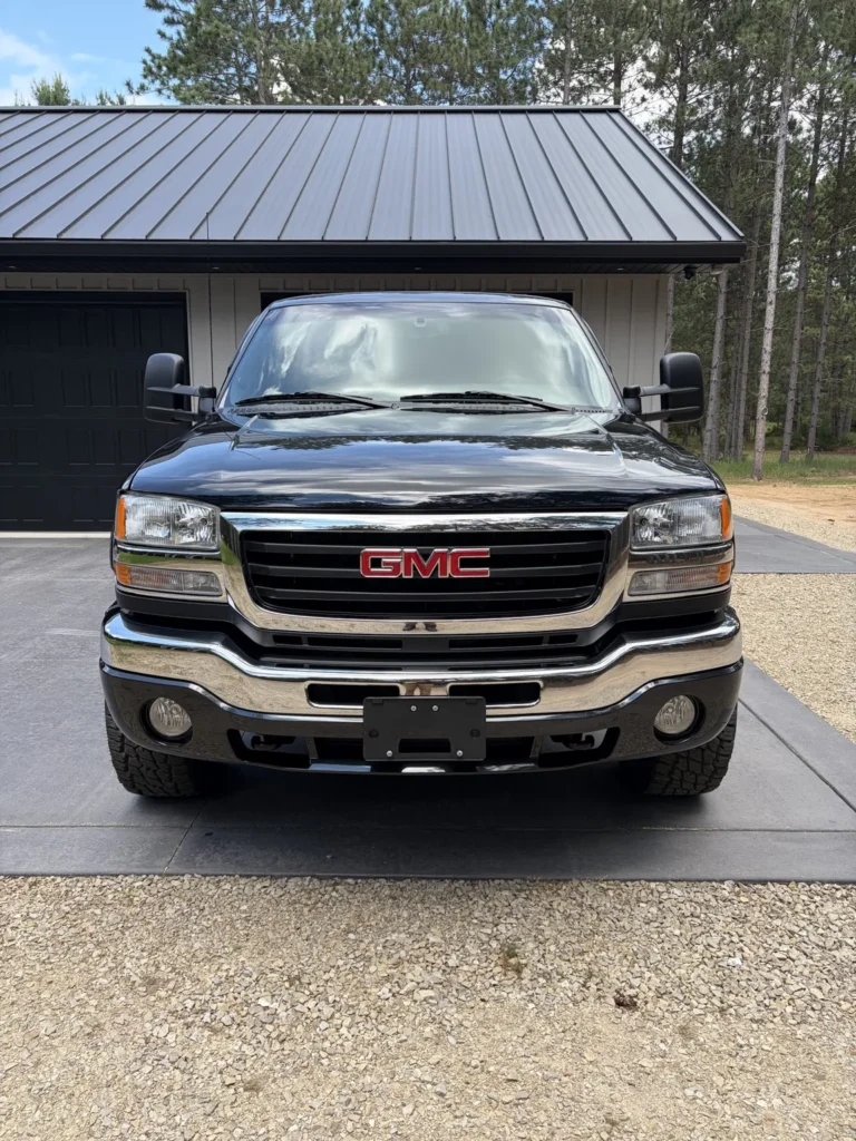 2003 GMC Sierra 2500HD SLE Crew Cab