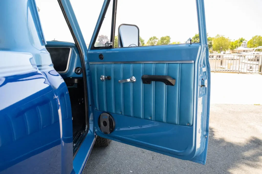 1967 Chevrolet C20 Pickup