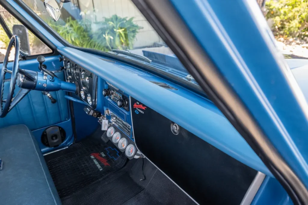 1967 Chevrolet C20 Pickup